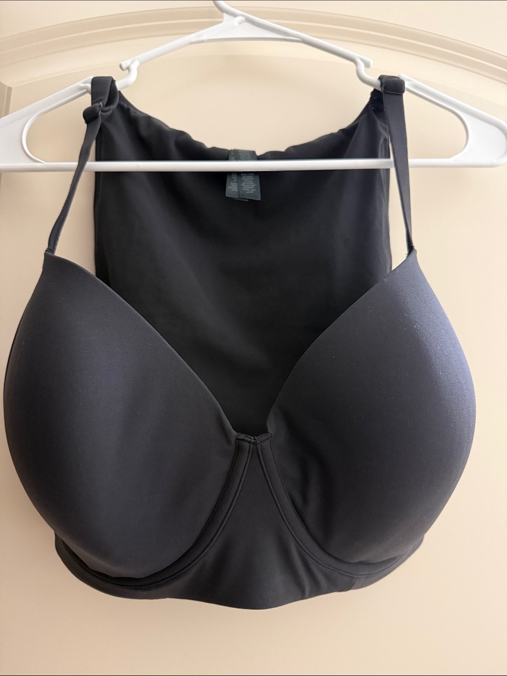 NWT SKIMS Black Underwire Tank Bra 34DDD